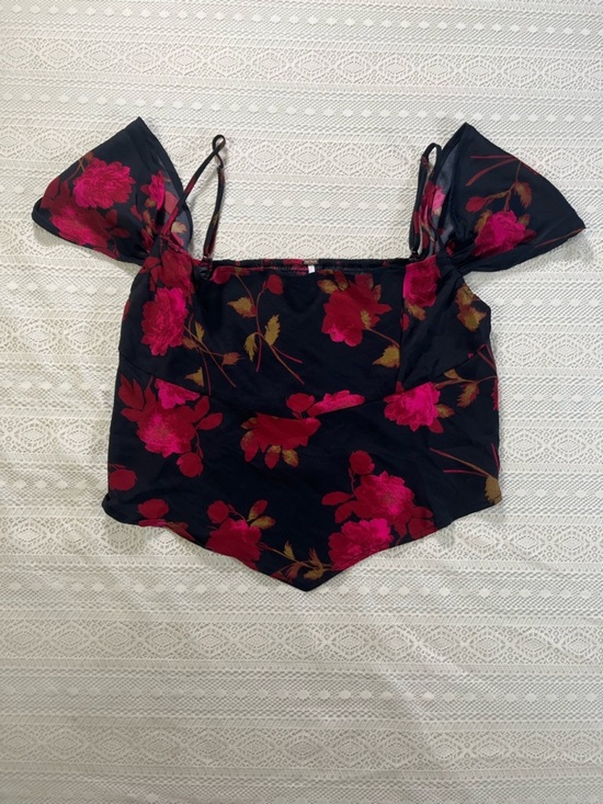Free People Tops - Free People black Camisole with Fuchsia Floral Print